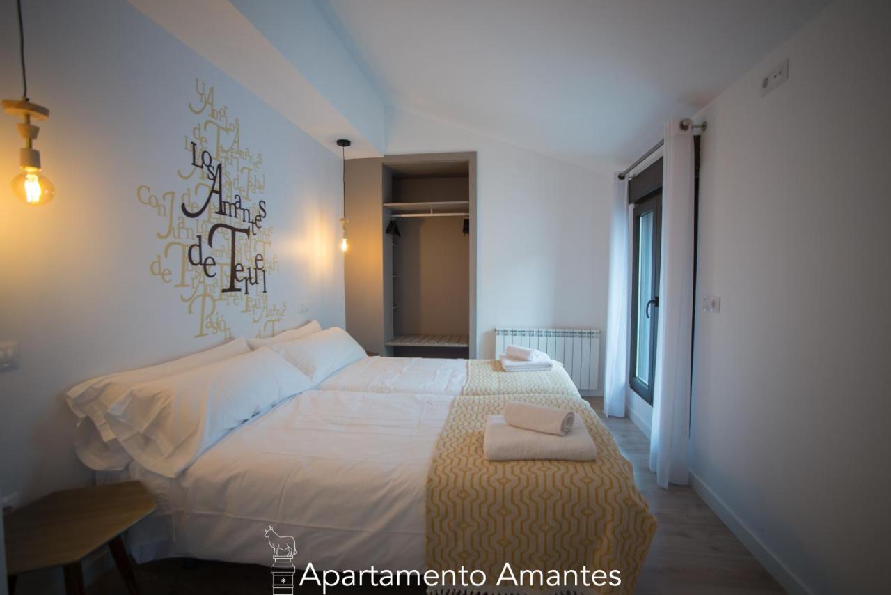 Apartamentos Plaza Del Torico Teruel Eksteriør billede